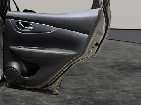 Thumbnail image for the Nissan Qashqai 1.3 DIG-T N-Connecta