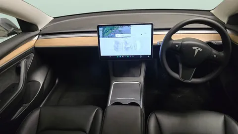 Thumbnail image for the Tesla Model 3 (Dual Motor) Long Range   4WDE