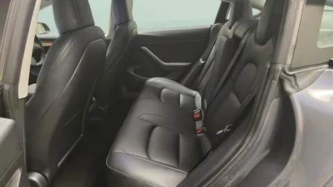 Thumbnail image for the Tesla Model 3 (Dual Motor) Long Range   4WDE