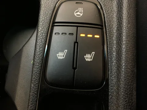 Thumbnail image for the Kia Niro 1.6 GDi 8.9kWh 3   Plug-in  DCT