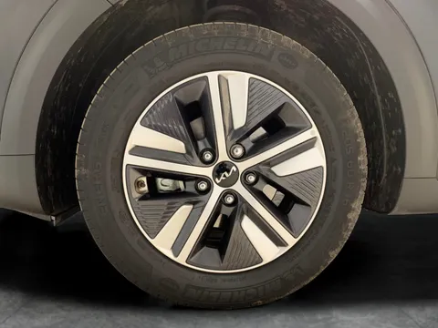 Thumbnail image for the Kia Niro 1.6 GDi 8.9kWh 3   Plug-in  DCT