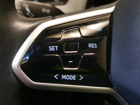 Thumbnail image for the Volkswagen Id.3 Pro Performance 58kWh Family