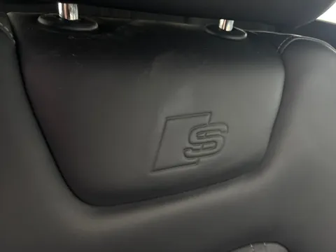Thumbnail image for the Audi E-Tron 50 Black Edition Sportback  quattro 71.2kWh (11kW Charger)