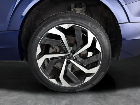 Thumbnail image for the Audi E-Tron 50 Black Edition Sportback  quattro 71.2kWh (11kW Charger)