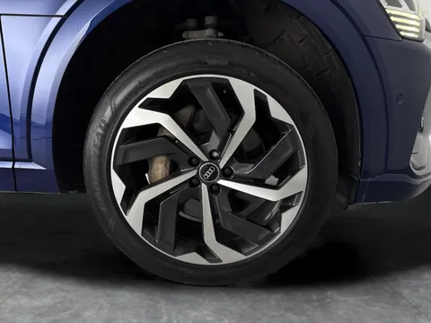 Thumbnail image for the Audi E-Tron 50 Black Edition Sportback  quattro 71.2kWh (11kW Charger)