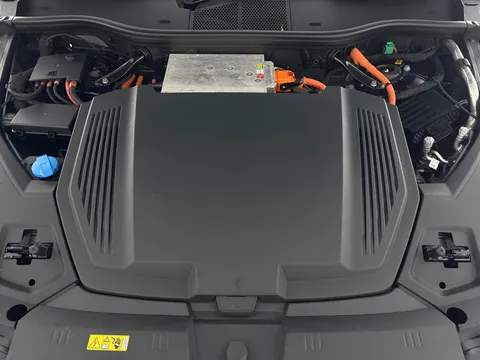 Thumbnail image for the Audi E-Tron 50 Black Edition Sportback  quattro 71.2kWh (11kW Charger)