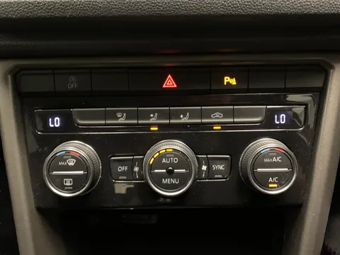 Thumbnail image for the Volkswagen T-Roc 1.0 TSI Design