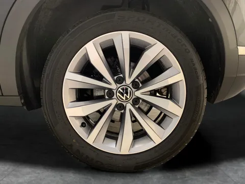Thumbnail image for the Volkswagen T-Roc 1.0 TSI Design
