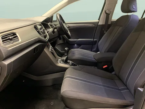 Thumbnail image for the Volkswagen T-Roc 1.0 TSI Design