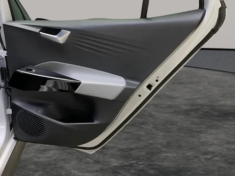 Thumbnail image for the Volkswagen Id.3 Pro Performance 58kWh Family