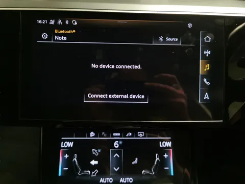 Thumbnail image for the Audi E-Tron 50 Technik   quattro 71.2kWh (11kW Charger)