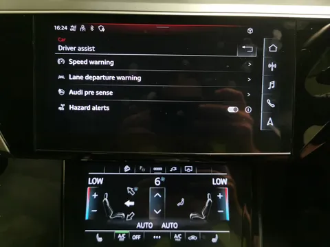 Thumbnail image for the Audi E-Tron 50 Technik   quattro 71.2kWh (11kW Charger)