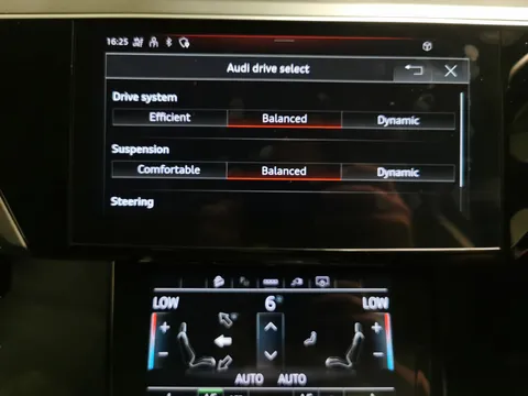Thumbnail image for the Audi E-Tron 50 Technik   quattro 71.2kWh (11kW Charger)