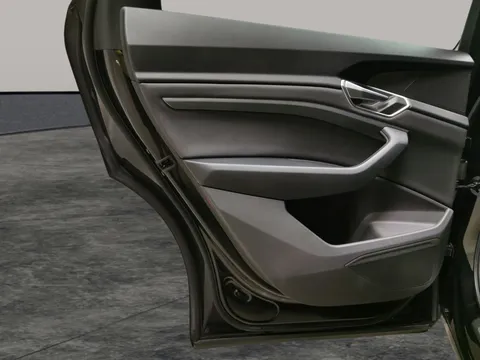 Thumbnail image for the Audi E-Tron 50 Technik   quattro 71.2kWh (11kW Charger)
