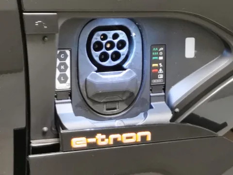Thumbnail image for the Audi E-Tron 50 Technik   quattro 71.2kWh (11kW Charger)