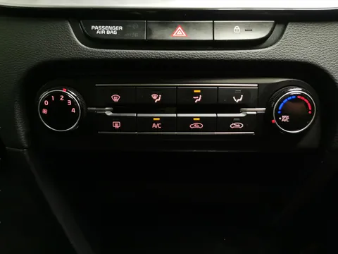 Thumbnail image for the Kia Xceed 1.0 T-GDi Connect