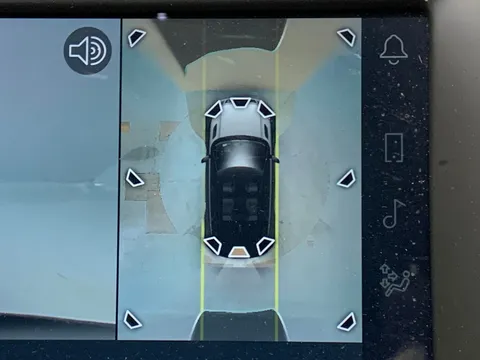 Thumbnail image for the Land Rover Range Rover Evoque 2.0 D165 MHEV   4WD