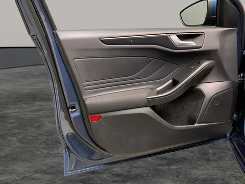 Thumbnail image for the Ford Focus 1.0T EcoBoost ST-Line Edition