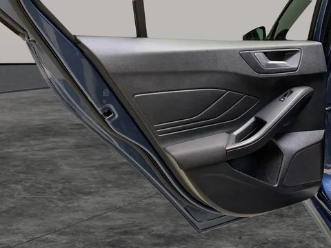 Thumbnail image for the Ford Focus 1.0T EcoBoost ST-Line Edition
