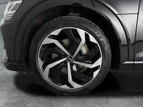 Thumbnail image for the Audi E-Tron 50 Black Edition   quattro 71.2kWh (11kW Charger)