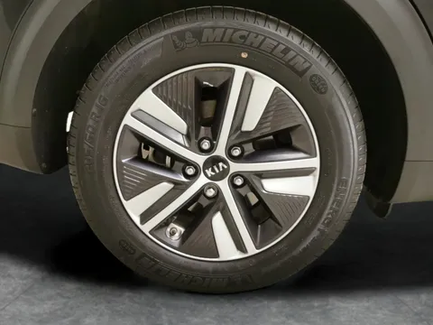 Thumbnail image for the Kia Niro 1.6 GDi 2    DCT
