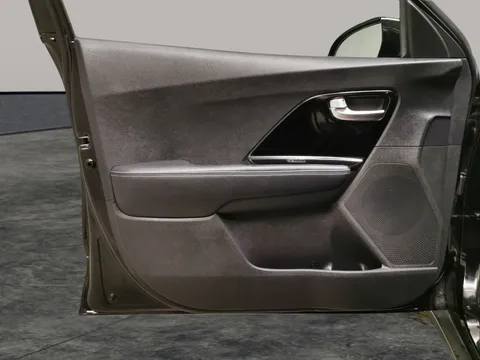 Thumbnail image for the Kia Niro 1.6 GDi 2    DCT