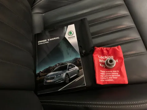 Thumbnail image for the Škoda Superb 1.5 TSI ACT SE Technology   DSG