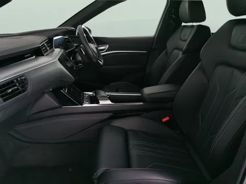Thumbnail image for the Audi E-Tron 50 Black Edition Sportback  quattro 71.2kWh (11kW Charger)