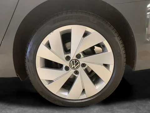 Thumbnail image for the Volkswagen Golf 2.0 TDI Style