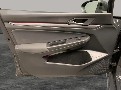 Thumbnail image for the Volkswagen Golf 2.0 TDI Style