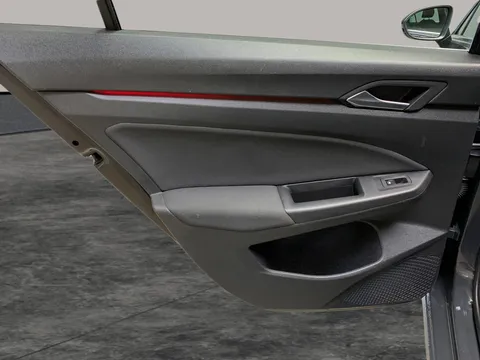 Thumbnail image for the Volkswagen Golf 2.0 TDI Style