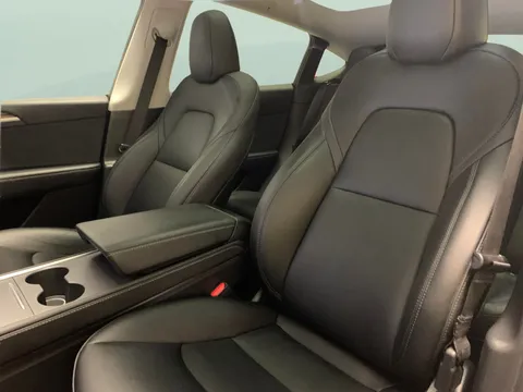 Thumbnail image for the Tesla Model Y SUV  RWD