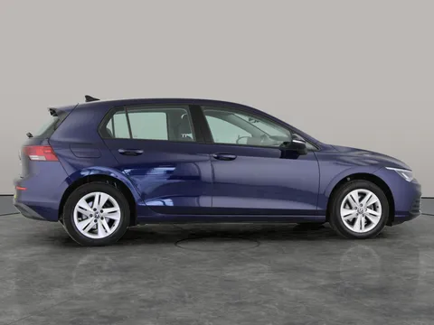 Thumbnail image for the Volkswagen Golf 1.5 TSI Life