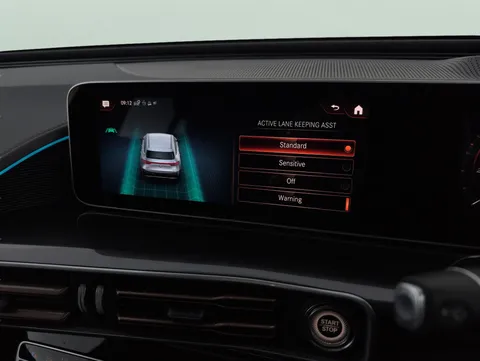 Thumbnail image for the Mercedes-Benz Eqc EQC 400 80kWh AMG Line (Premium Plus)   4MATIC
