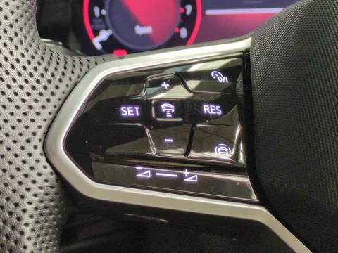 Thumbnail image for the Volkswagen Golf 1.5 TSI R-Line