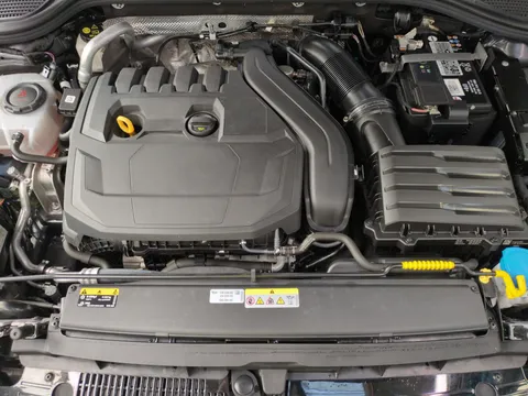 Thumbnail image for the Volkswagen Golf 1.5 TSI R-Line