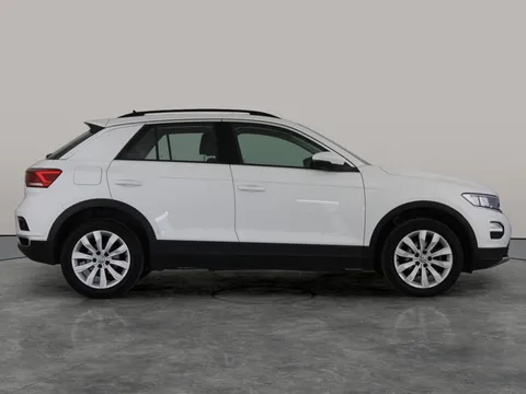 Thumbnail image for the Volkswagen T-Roc 1.0 TSI SE