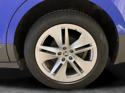 Thumbnail image for the Škoda Enyaq 62kWh 60   (DC120kW)