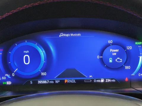 Thumbnail image for the Ford Kuga 2.5 EcoBoost Duratec 14.4kWh ST-Line   Plug-in  CVT