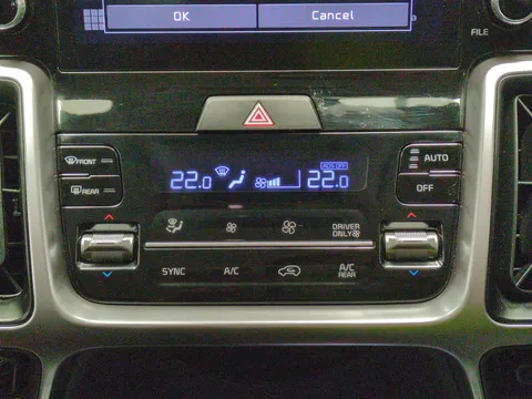 Thumbnail image for the Kia Sorento 1.6 h T-GDi 2    AWD