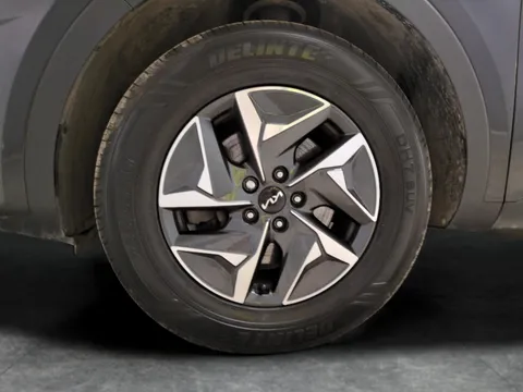 Thumbnail image for the Kia Sorento 1.6 h T-GDi 2    AWD