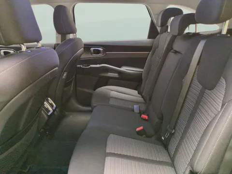 Thumbnail image for the Kia Sorento 1.6 h T-GDi 2    AWD