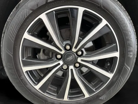 Thumbnail image for the Ford Puma 1.0T EcoBoost MHEV Titanium