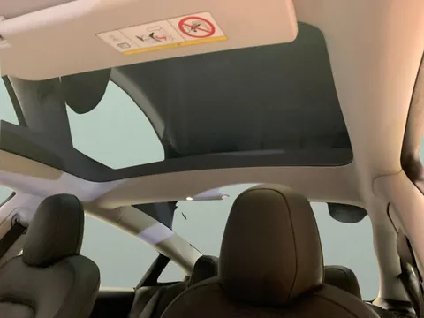 Thumbnail image for the Tesla Model 3 (Dual Motor) Long Range   4WDE