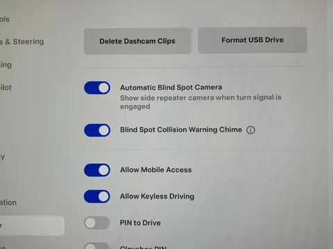 Thumbnail image for the Tesla Model 3 (Dual Motor) Long Range   4WDE