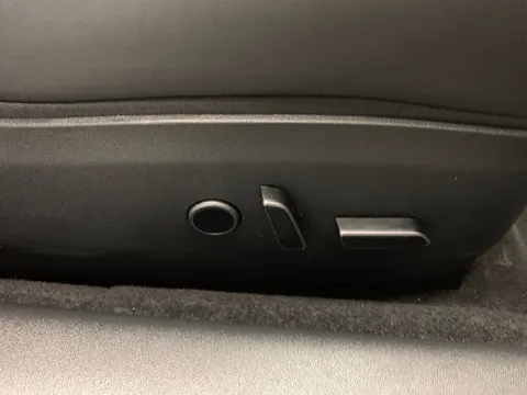 Thumbnail image for the Tesla Model 3 (Dual Motor) Long Range   4WDE