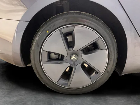 Thumbnail image for the Tesla Model 3 (Dual Motor) Long Range   4WDE