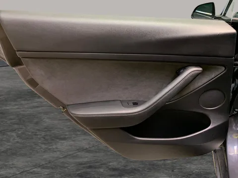 Thumbnail image for the Tesla Model 3 (Dual Motor) Long Range   4WDE