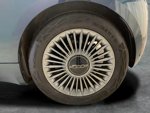 Thumbnail image for the Fiat 500E 42kWh Icon