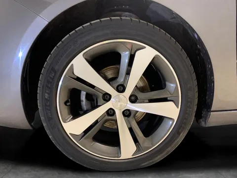 Thumbnail image for the Peugeot 308 1.2 PureTech GPF Allure